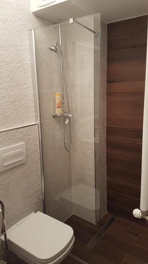 Apartmentsbnb828 Brasov Bagian luar foto