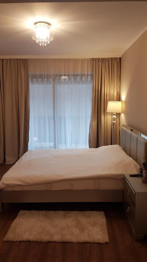 Apartmentsbnb828 Brasov Bagian luar foto