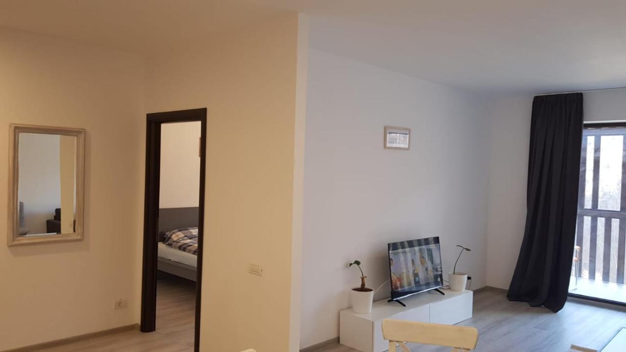 Apartmentsbnb828 Brasov Bagian luar foto
